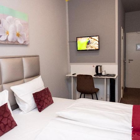 Twinhof Hotel Hamburg-Harburg Buitenkant foto