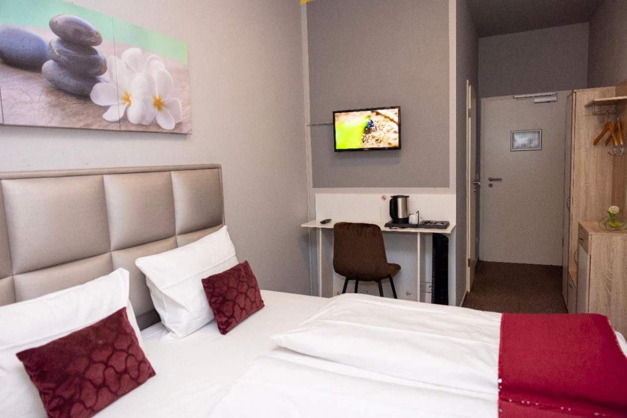Twinhof Hotel Hamburg-Harburg Buitenkant foto